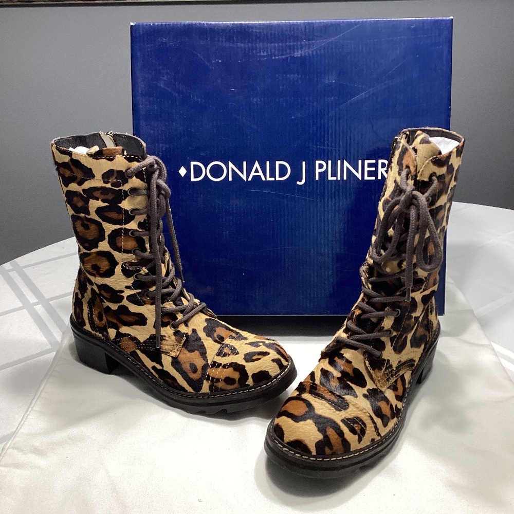 Donald J Pliner 🐆 print Calf Hair combat boots